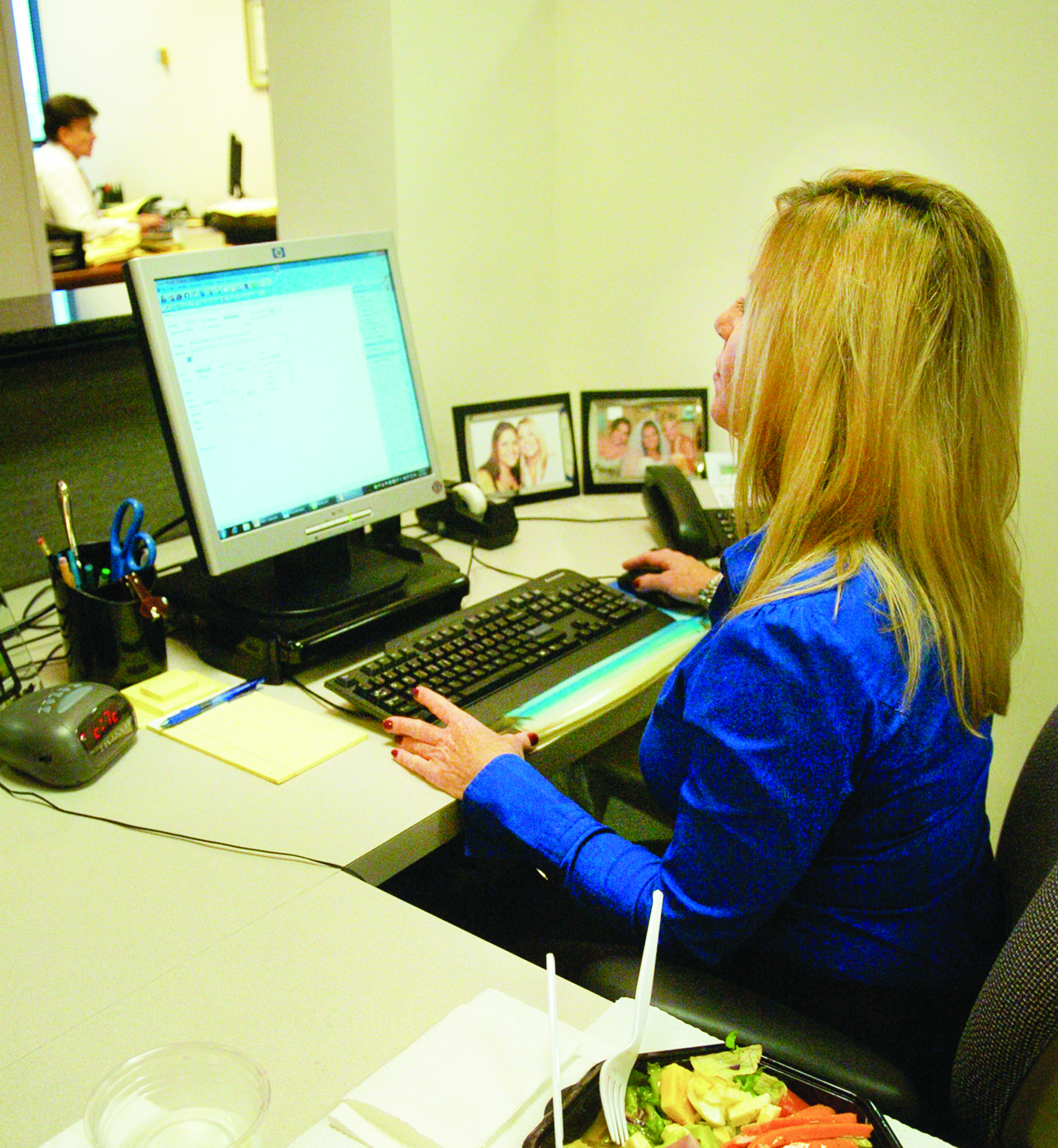 Student workers decline for fall 2012
