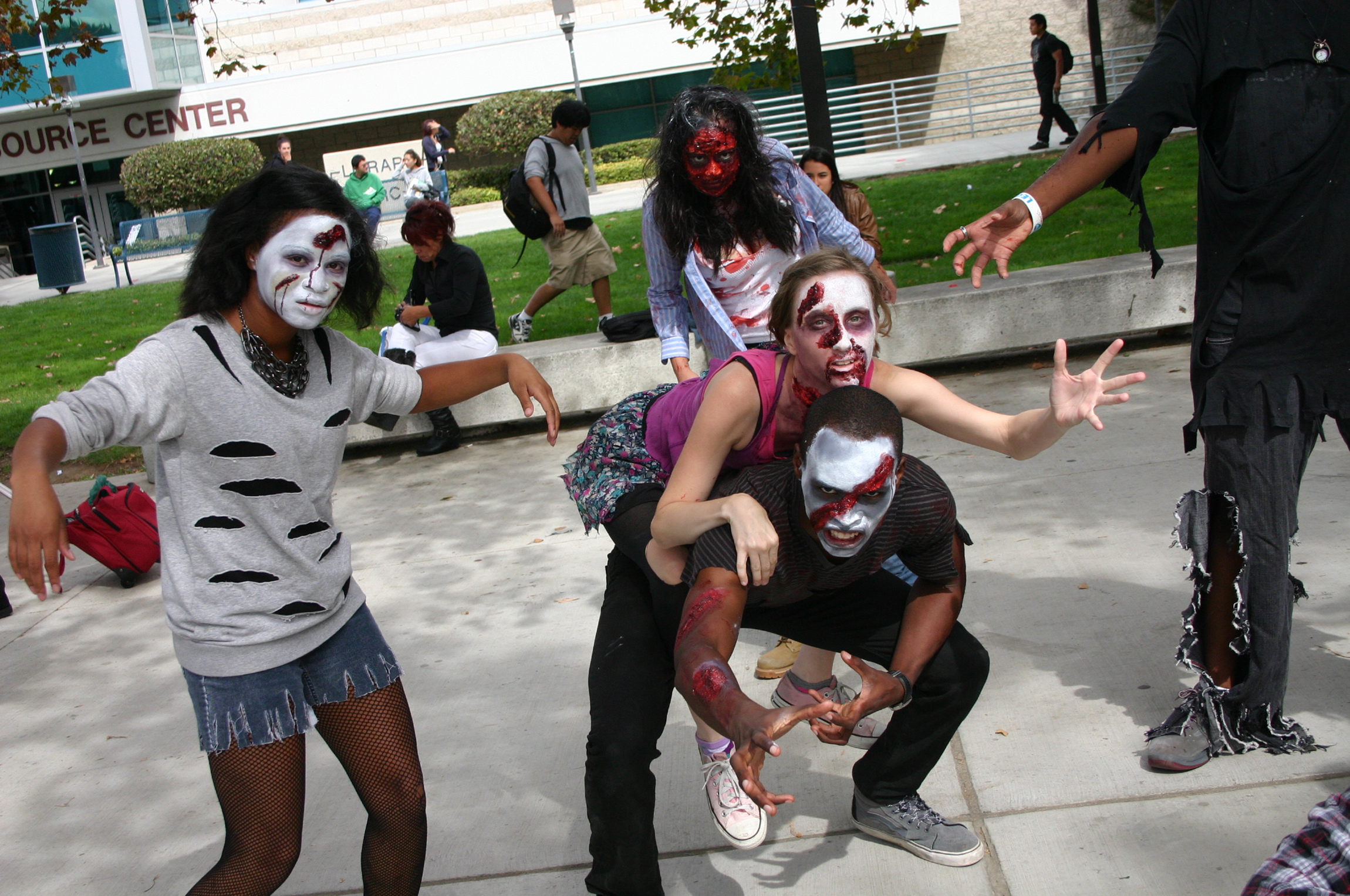 Zombie flash mob “Rocks the Vote”