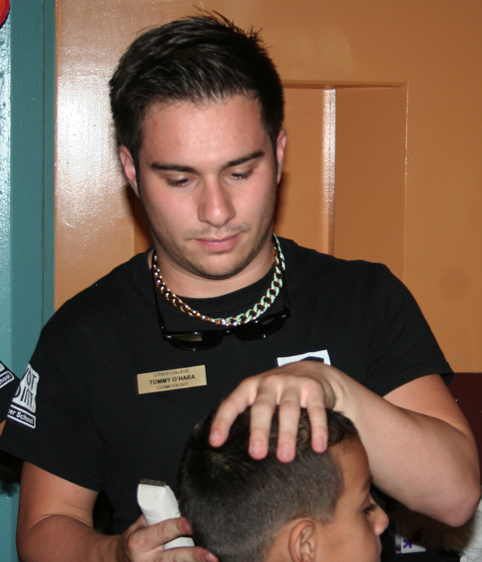 Cosmotology cuts for a good cause