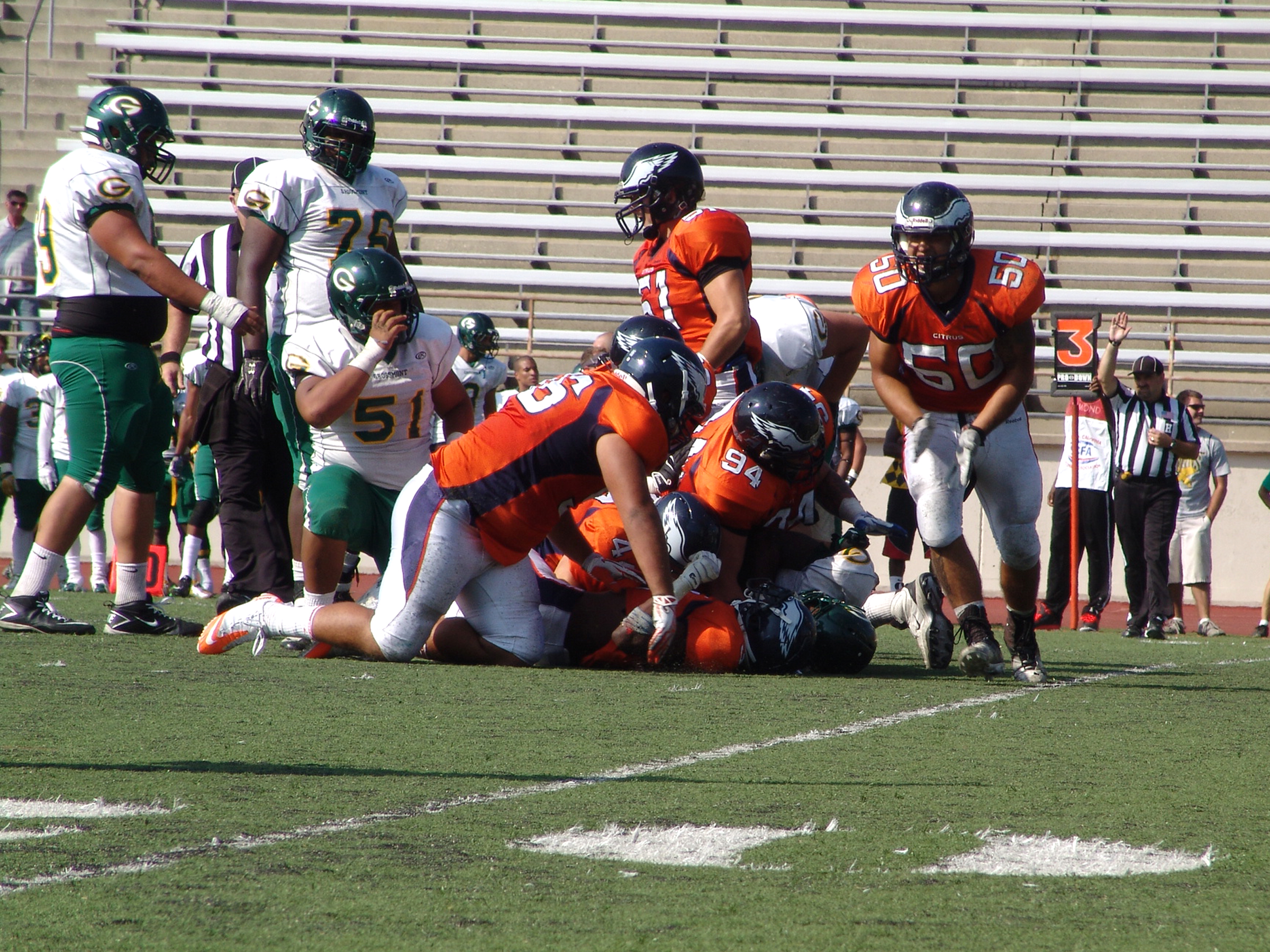 Owls roll over Grossmont 39-14