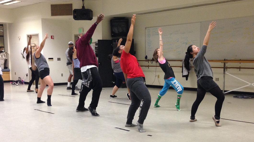 ‘Holidance’ prepares to kick off the holidays