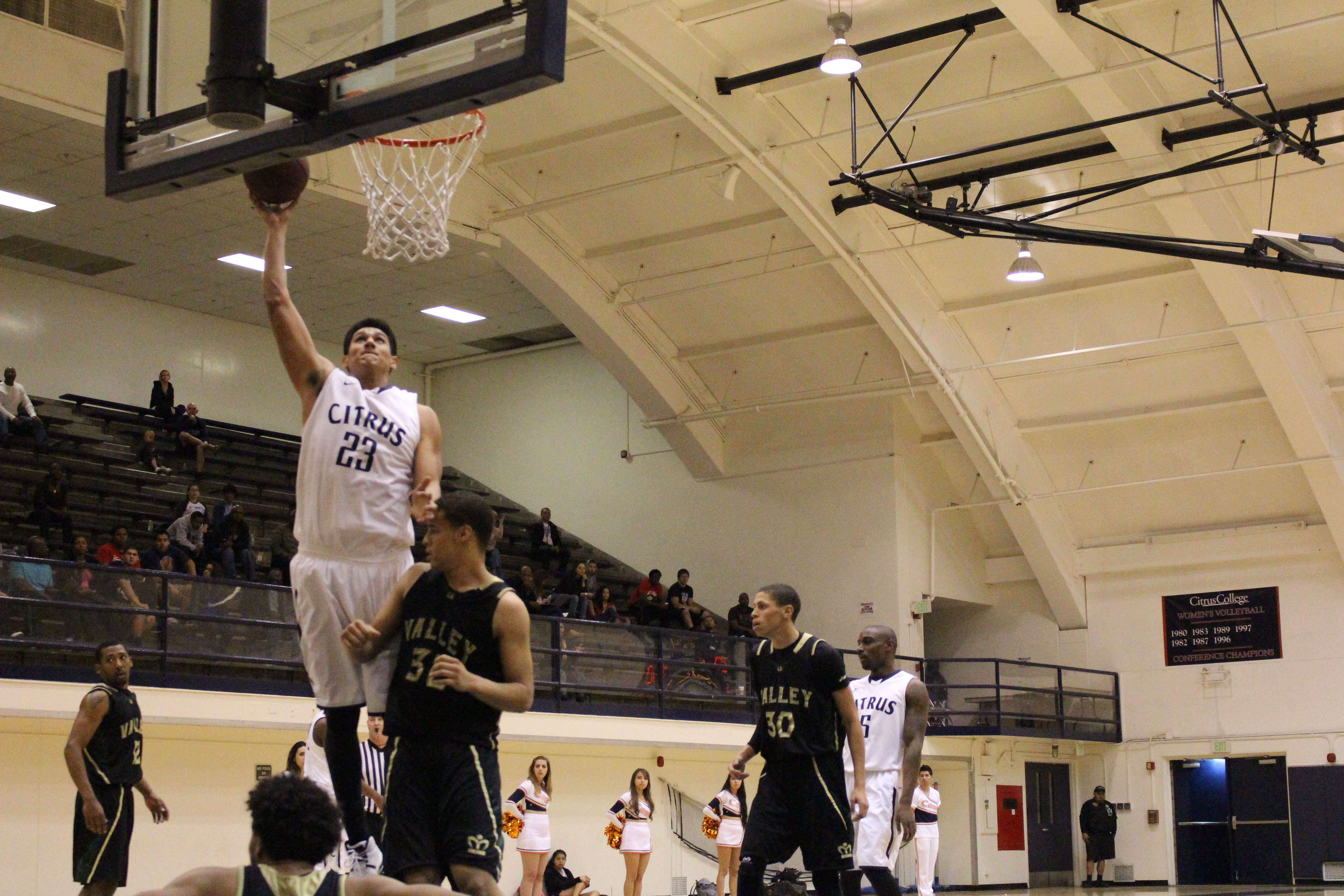 ‘Bounce-Back’ stands out on men’s team