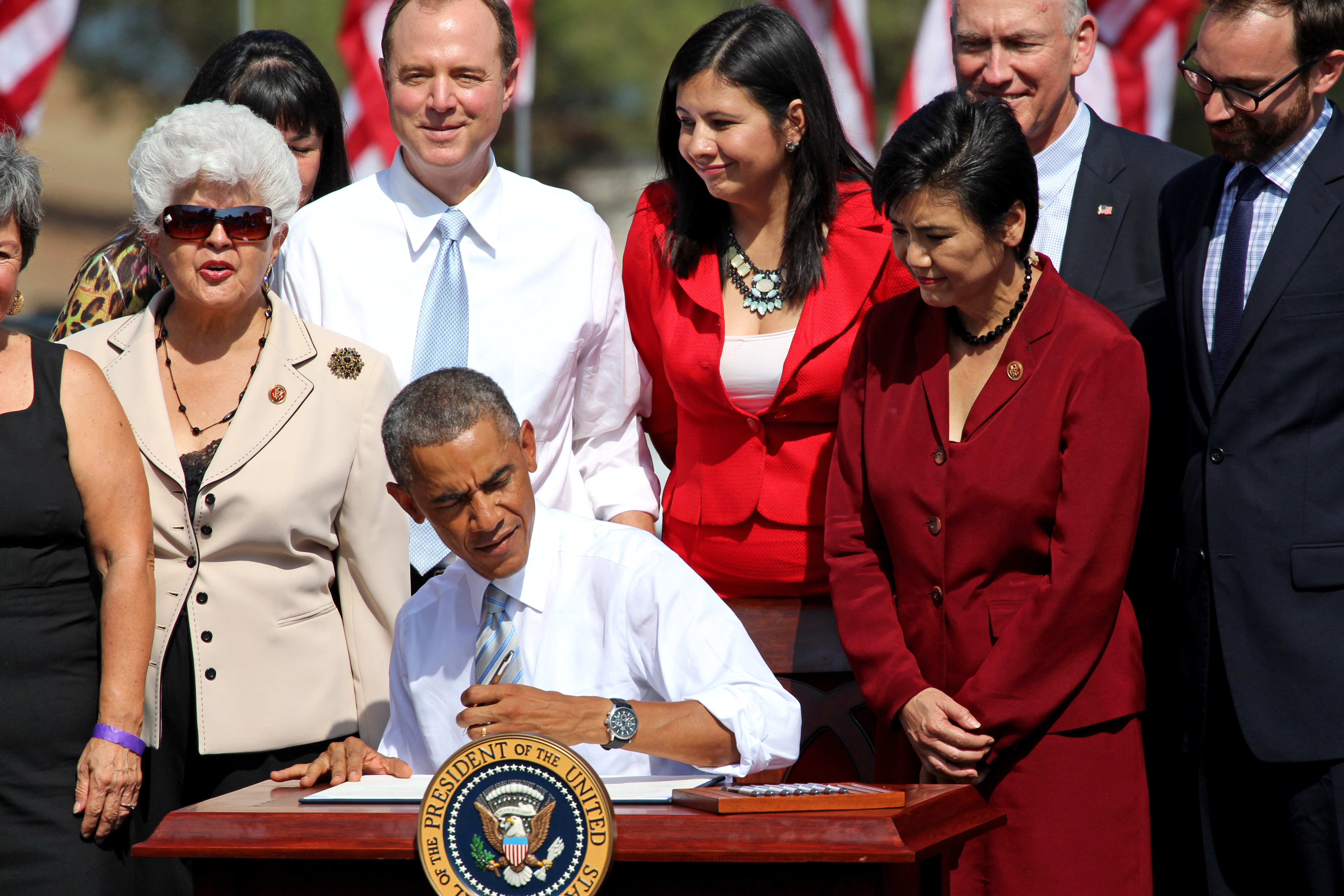 Obama declares mountains national monument