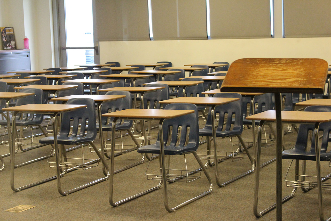 Rearranging the classroom: studying seating to improve learning