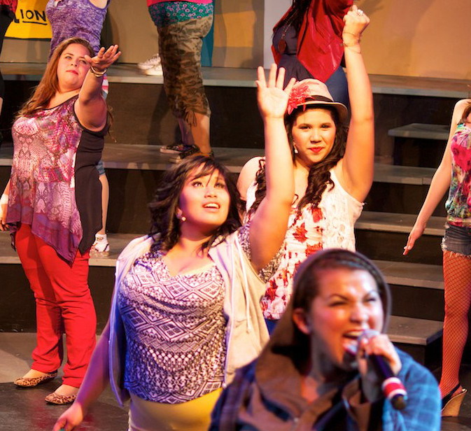 Women’s ensemble shouts ‘hooray for hollywood’