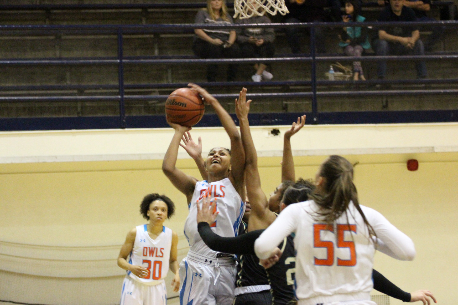 Slow start too much to overcome for women’s basketball