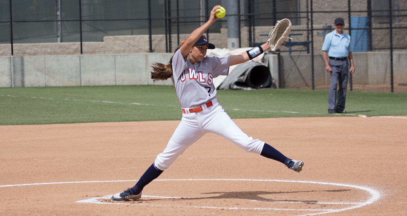 Owls’ bats go cold in loss to San Bernardino