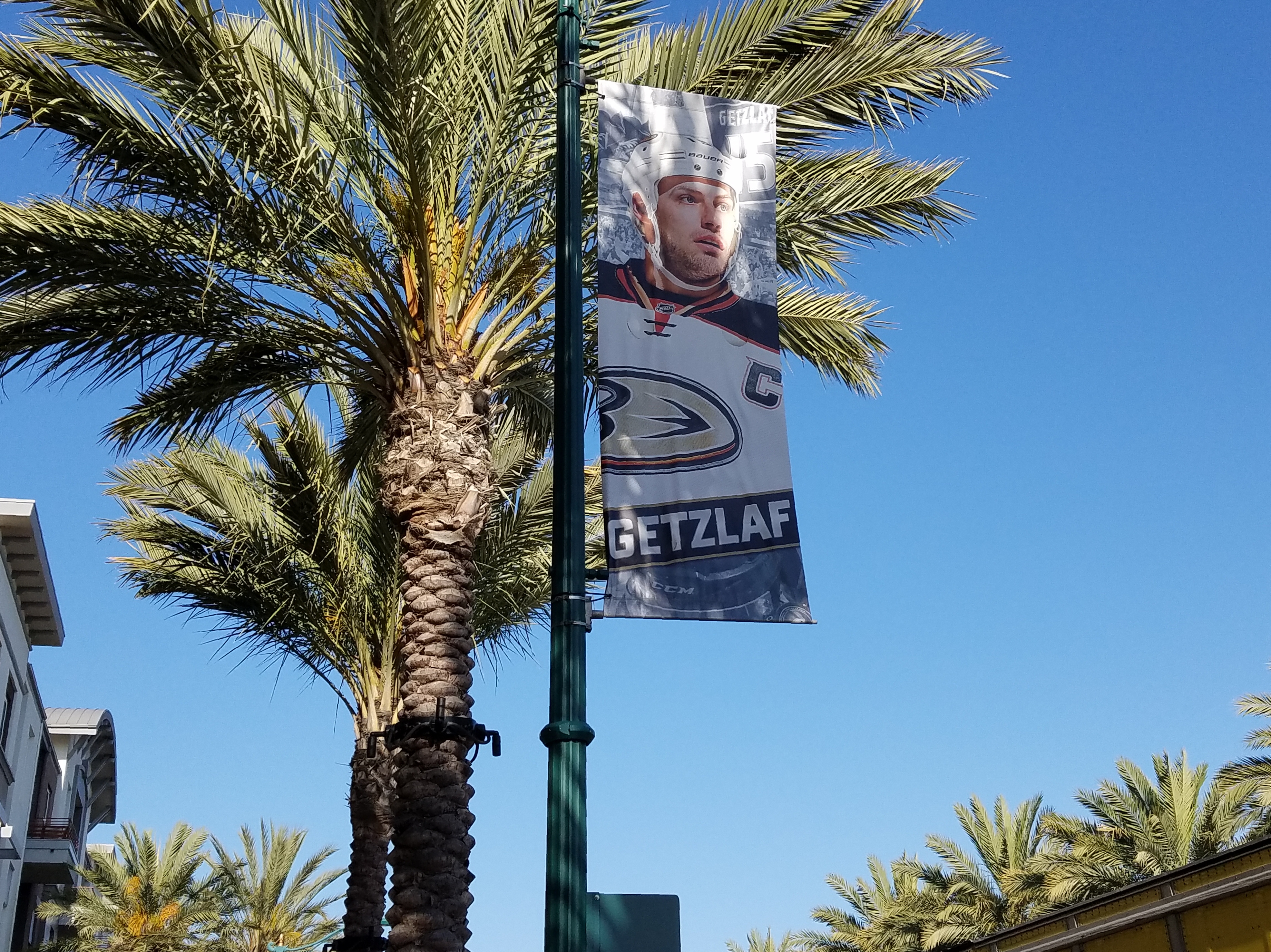 SoCal sports beyond The Owl’s Nest: Ducks push to “paint region orange” again