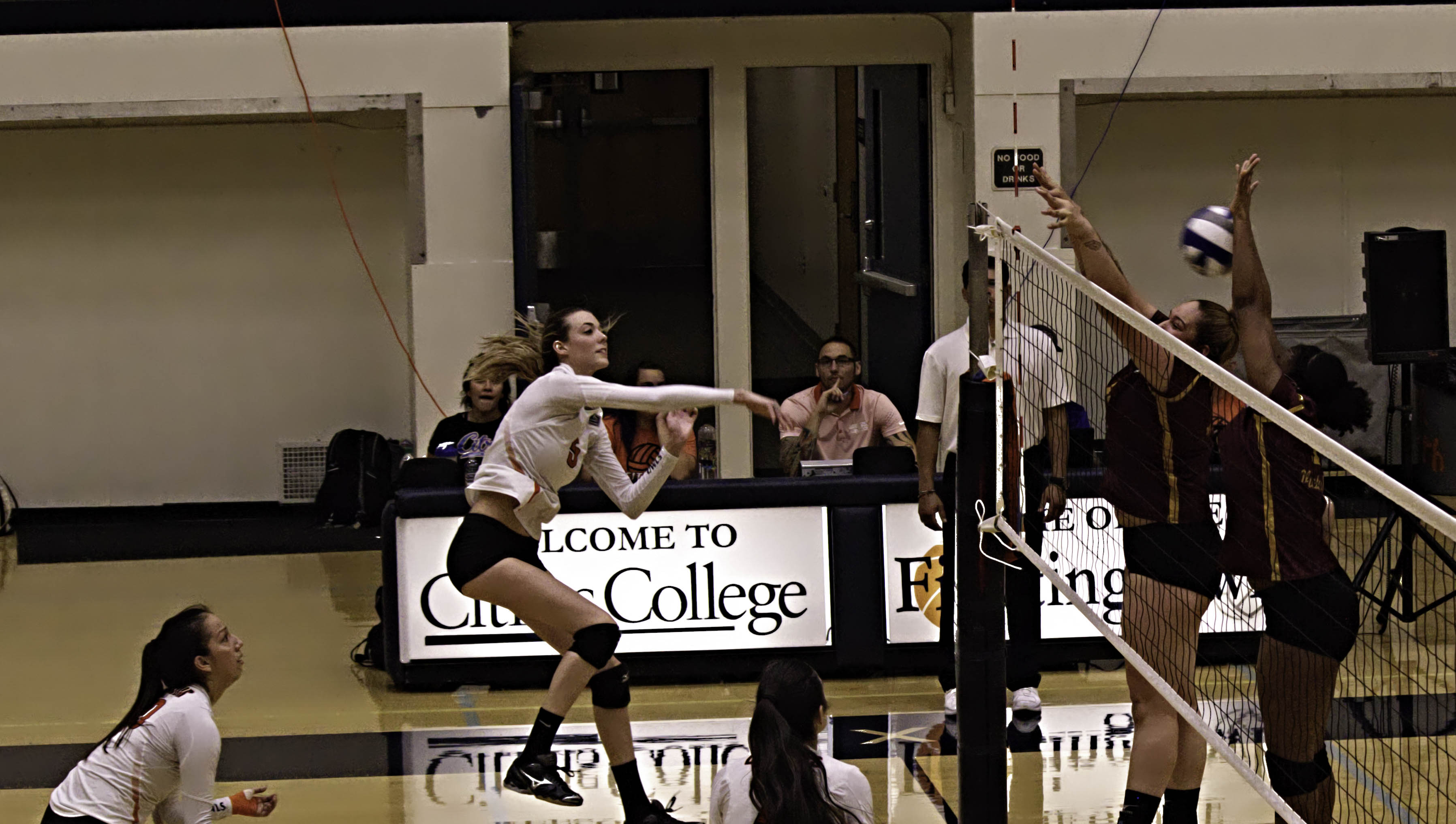 Photo Gallery: Volleyball vs. Victor Valley (10/25/2017)