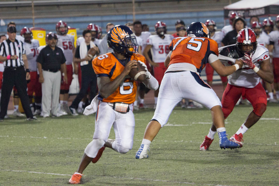 Defense leads the Owls to victory in final two home games