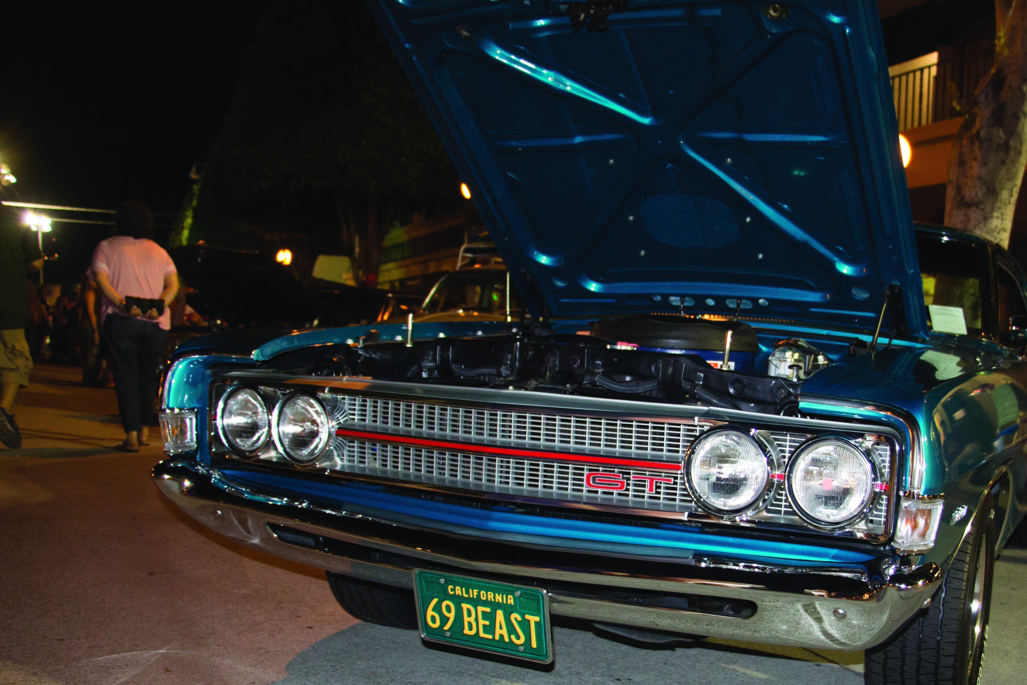 Flashback car show dazzles Glendoran gawkers