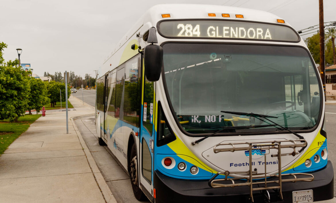 Students struggle with taking the bus