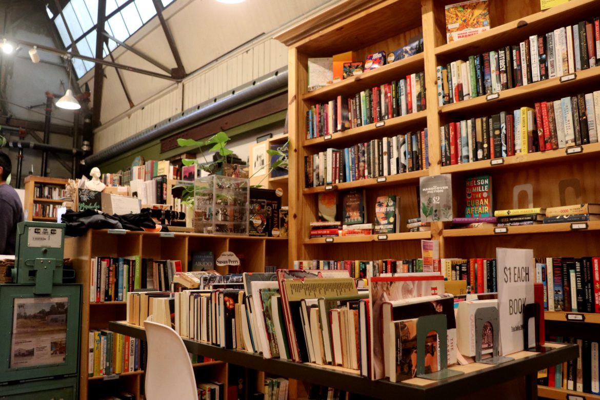 Review: Two bookstores in Citrus’ area support the comeback of independent sellers