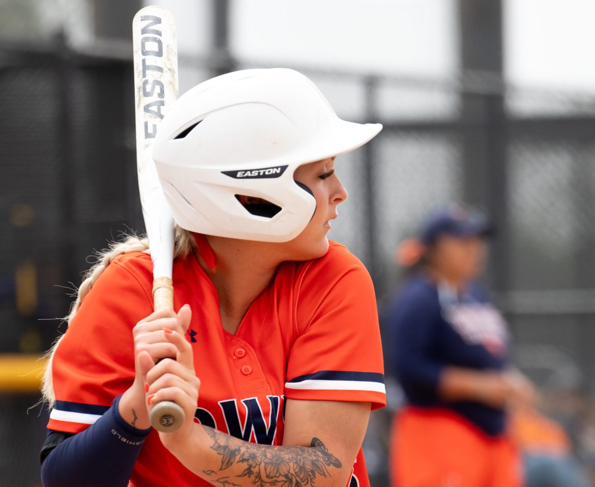 Citrus’ softball deals out a tight victory over LA Mission